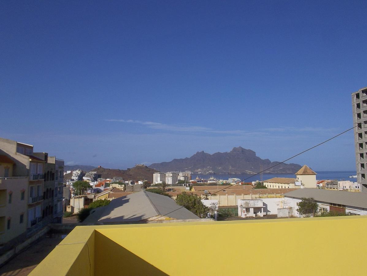 Basic Hotel Mindelo Exterior photo