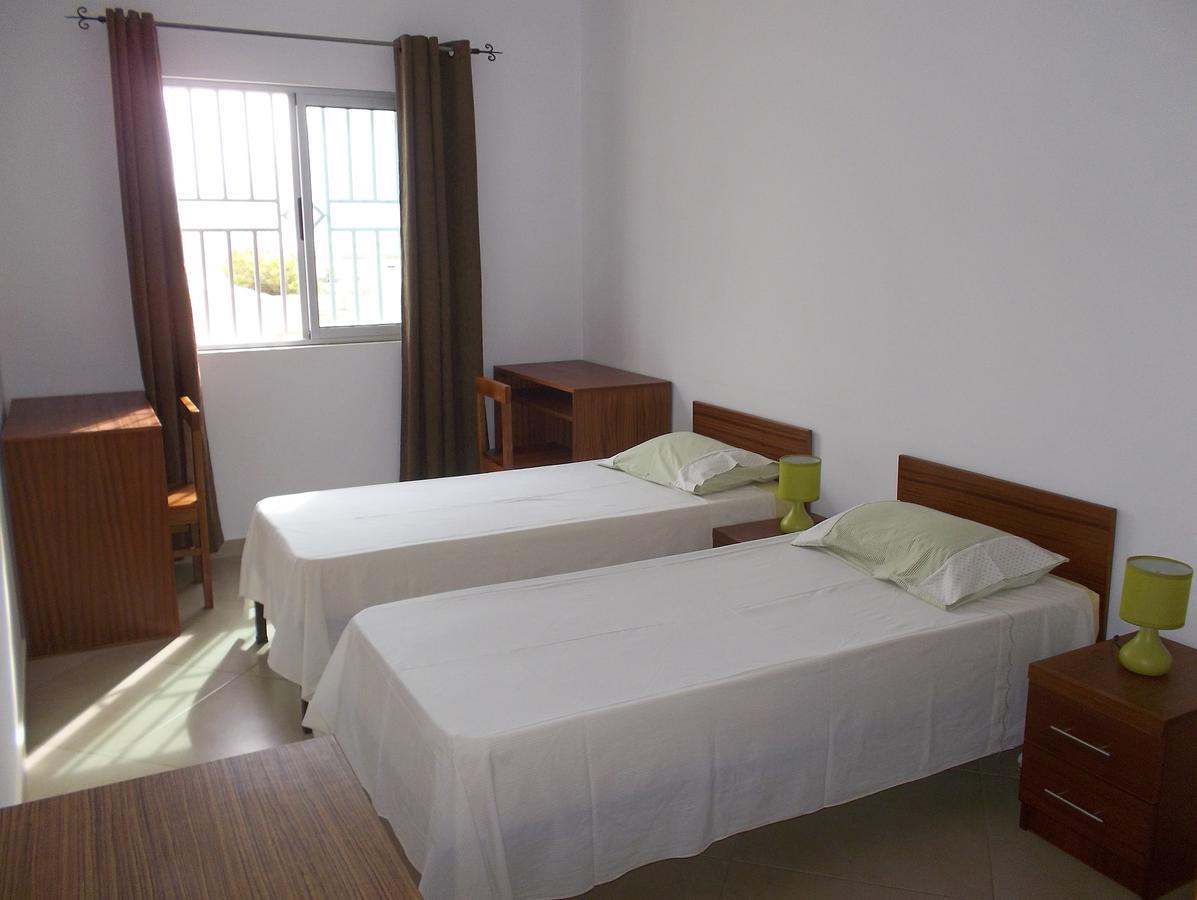 Basic Hotel Mindelo Exterior photo