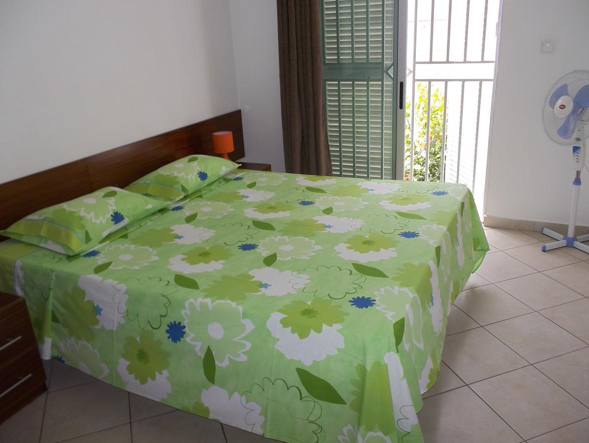 Basic Hotel Mindelo Exterior photo