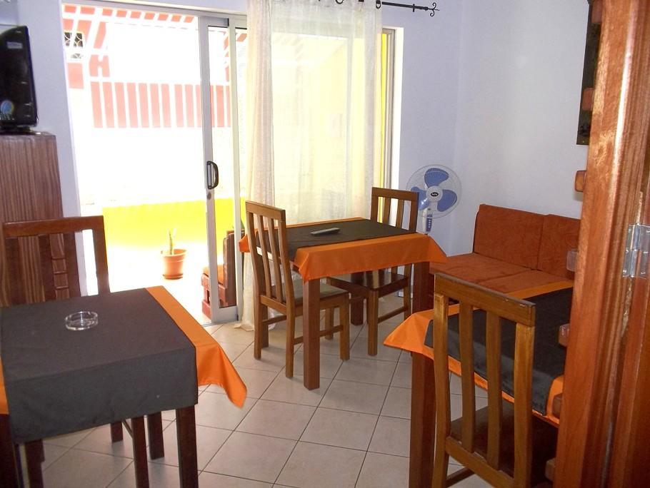 Basic Hotel Mindelo Exterior photo