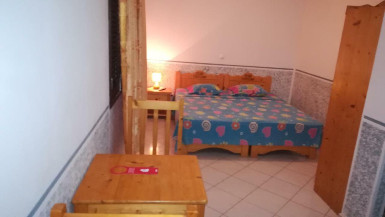 Basic Hotel Mindelo Exterior photo