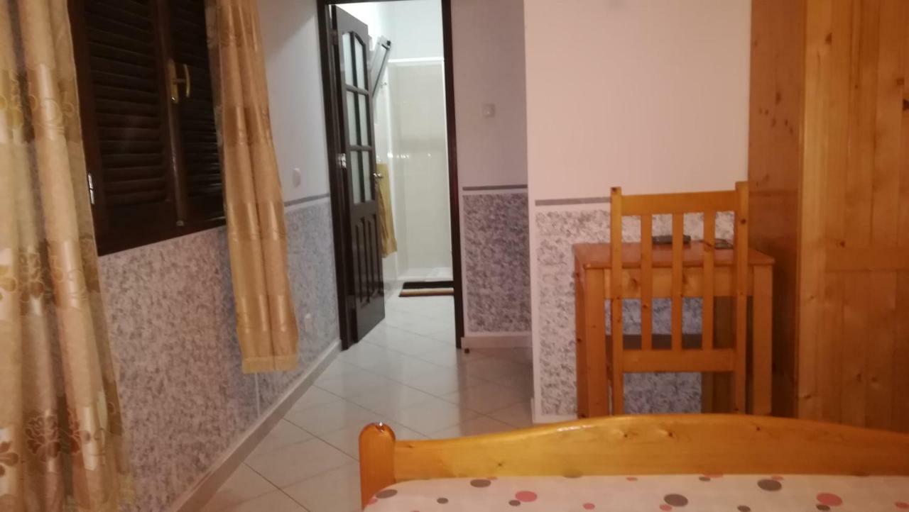 Basic Hotel Mindelo Exterior photo
