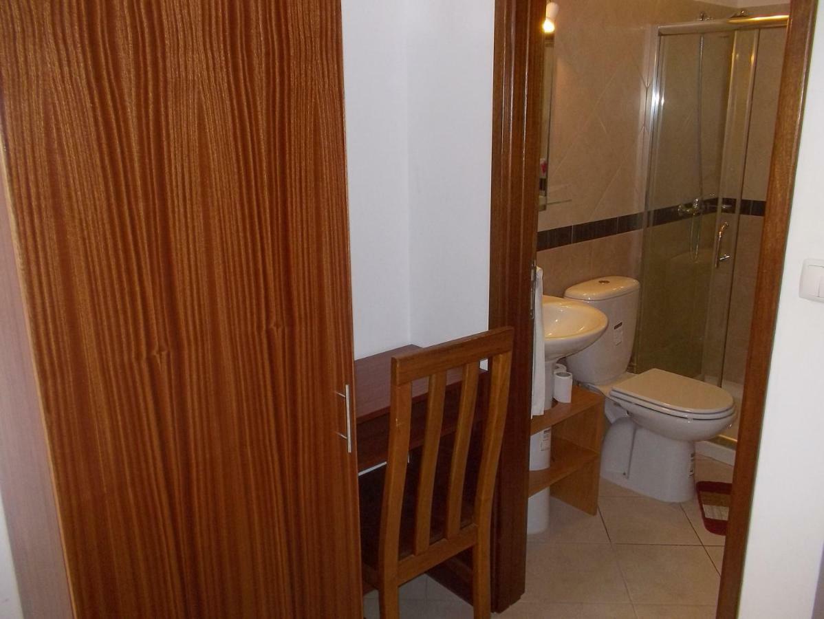 Basic Hotel Mindelo Exterior photo